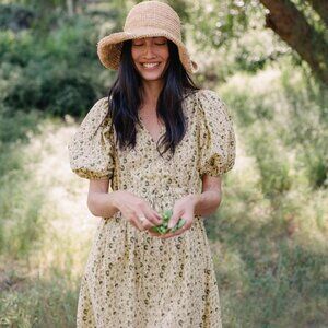 Christy Dawn Dahlia Dress Size M - Nettle Ditsy Field 100% cotton